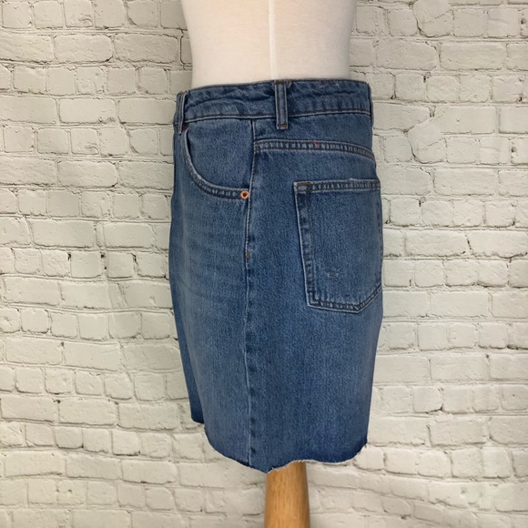 Size 10 Topshop Denim Jean Miniskirt NWT - Picture 2 of 12